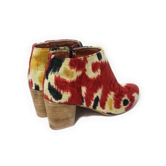 Anthropologie Miss Albright Boho Fabric Ikat Print Ankle Booties Womens Size 8.5 - Picture 3 of 8